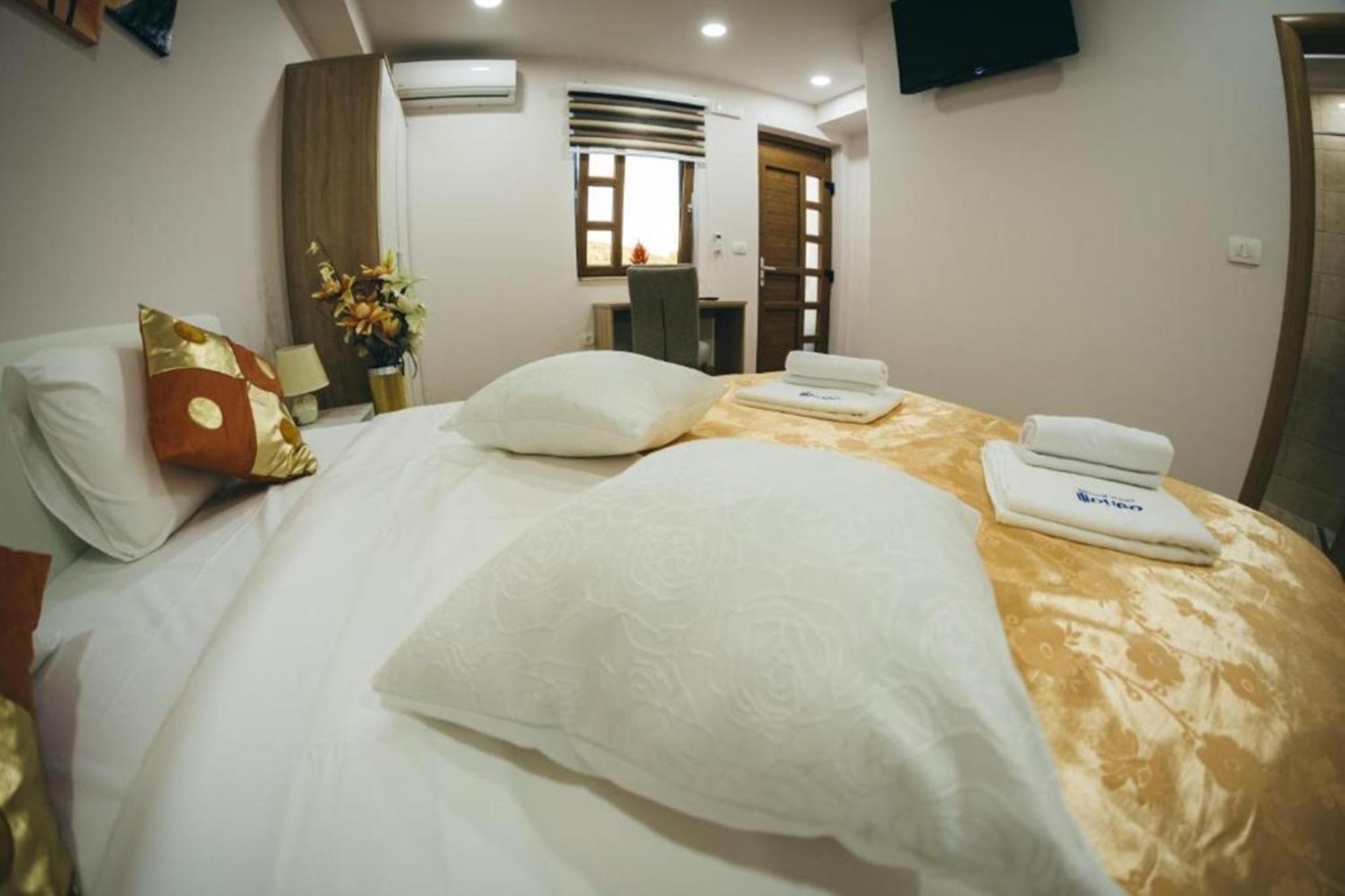 Adria Centar Kocusa Ljubuški Szoba fotó